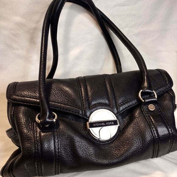 Michael Kors Black Leather Shoulder Bag - Picture 1 of 9